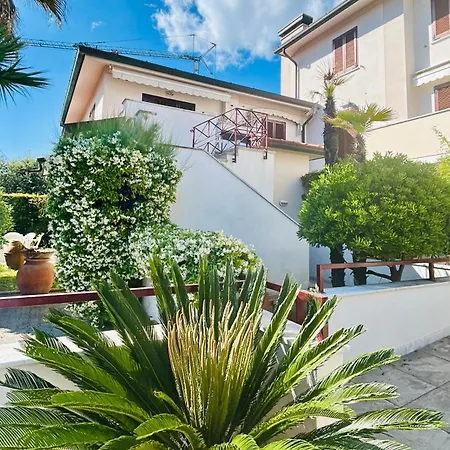 Apartment Le Pinete Rta Cinquale